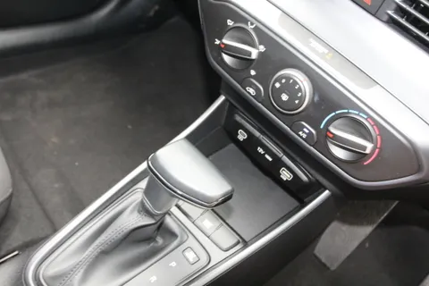 DC25OVF Hyundai i20 1.0T GDi Premium 5dr DCT Thumbnail #33