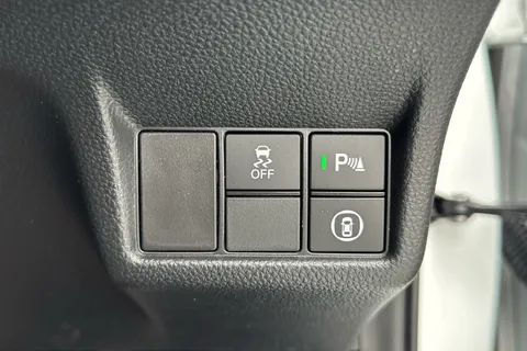 RO74XUC Honda Civic 2.0 eHEV Advance 5dr CVT Thumbnail #19