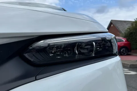 RO74XUC Honda Civic 2.0 eHEV Advance 5dr CVT Thumbnail #35