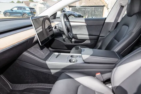 BD71KUA Tesla Model 3 Long Range AWD 4dr Auto Thumbnail #16