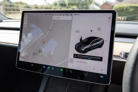 BD71KUA Tesla Model 3 Long Range AWD 4dr Auto Thumbnail #28