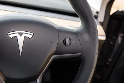 BD71KUA Tesla Model 3 Long Range AWD 4dr Auto Thumbnail #30