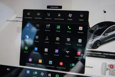 BD71KUA Tesla Model 3 Long Range AWD 4dr Auto Thumbnail #35