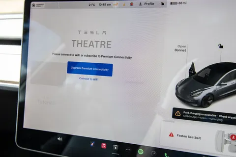 BD71KUA Tesla Model 3 Long Range AWD 4dr Auto Thumbnail #40