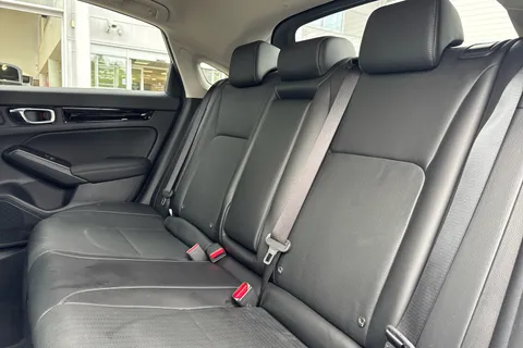 RF24UTR Honda Civic 2.0 eHEV Advance 5dr CVT Thumbnail #9