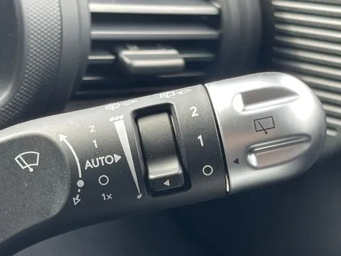 MC25YFV Hyundai Inster 85kW 02 49kWh 5dr Auto Thumbnail #16