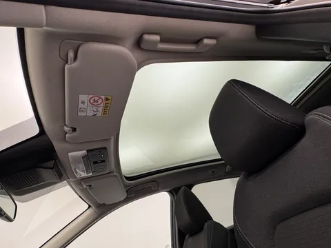 DS71HRW Nissan Qashqai 1.3 DiG-T MH N-Connecta [Glass Roof] 5dr Thumbnail #21