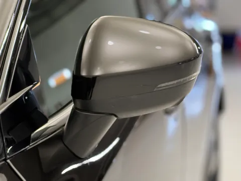 DS71HRW Nissan Qashqai 1.3 DiG-T MH N-Connecta [Glass Roof] 5dr Thumbnail #31