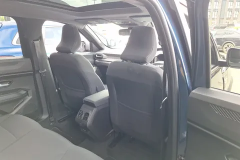 BT25PZZ Dacia Bigster 1.8 Hybrid 155 Journey 5dr Auto Thumbnail #29