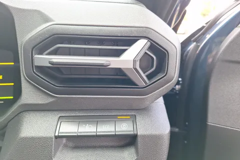 BT25PZZ Dacia Bigster 1.8 Hybrid 155 Journey 5dr Auto Thumbnail #34