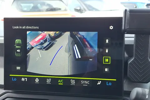 BT25PZZ Dacia Bigster 1.8 Hybrid 155 Journey 5dr Auto Thumbnail #40