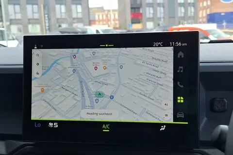 BN25CJJ Dacia Duster 1.6 Hybrid 140 Journey 5dr Auto Thumbnail #32