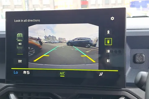 BN25CJJ Dacia Duster 1.6 Hybrid 140 Journey 5dr Auto Thumbnail #38