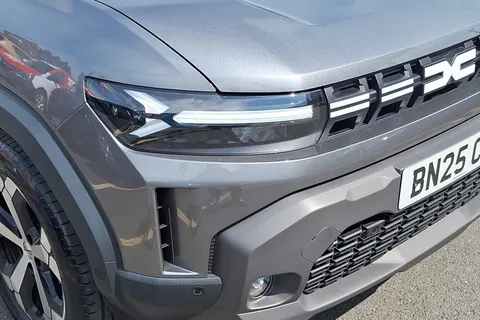 BN25CJJ Dacia Duster 1.6 Hybrid 140 Journey 5dr Auto Thumbnail #14