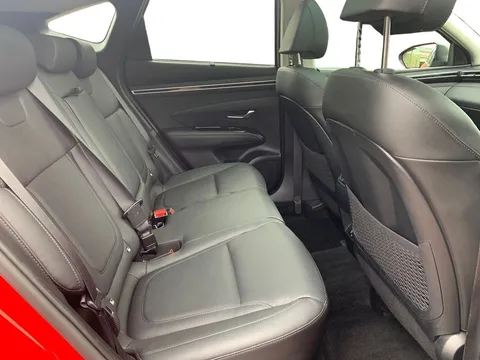 MK71NUF Hyundai Tucson 1.6 TGDi 48V MHD 180 Ultimate 5dr 4WD DCT Thumbnail #10
