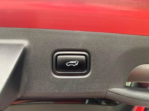 MK71NUF Hyundai Tucson 1.6 TGDi 48V MHD 180 Ultimate 5dr 4WD DCT Thumbnail #15