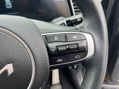 DU24ZZR Kia Sportage 1.6T GDi ISG GT-Line 5dr Thumbnail #18