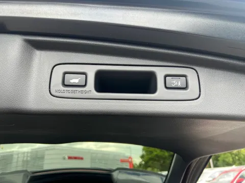 DK74TUY Honda CR-V 2.0 ePHEV Advance Tech 5dr eCVT Thumbnail #25