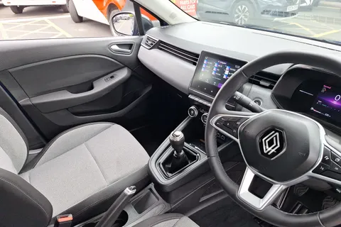 BG24OZP Renault Clio 1.0 TCe 90 Evolution 5dr Thumbnail #13