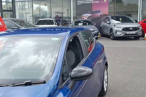 BG24OZP Renault Clio 1.0 TCe 90 Evolution 5dr Thumbnail #28