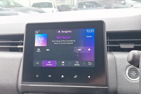 BG24OZP Renault Clio 1.0 TCe 90 Evolution 5dr Thumbnail #34