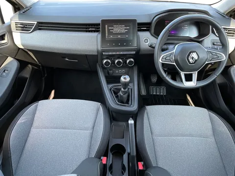 BG24HPL Renault Clio 1.0 TCe 90 Evolution 5dr Thumbnail #12