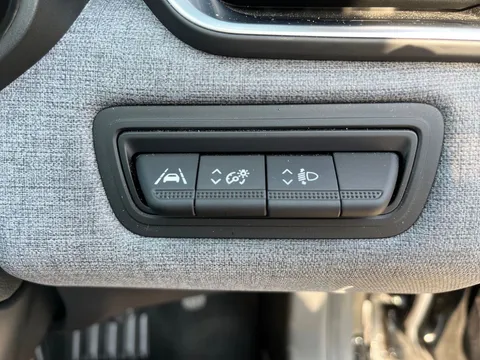 BG24HPL Renault Clio 1.0 TCe 90 Evolution 5dr Thumbnail #22