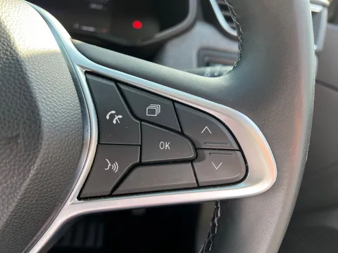 BG24HPL Renault Clio 1.0 TCe 90 Evolution 5dr Thumbnail #24