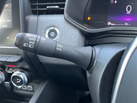 BG24HPL Renault Clio 1.0 TCe 90 Evolution 5dr Thumbnail #25