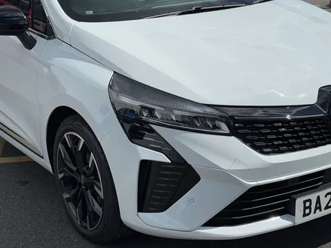 BA25AZB Renault Clio 1.6 E-TECH full hybrid 145 Techno 5dr Auto Thumbnail #22