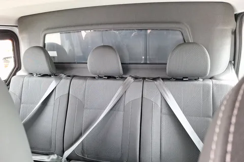 DT25YGU Renault Trafic LL30 Blue dCi 150 Extra Sport [Safety] Crew Van Thumbnail #11