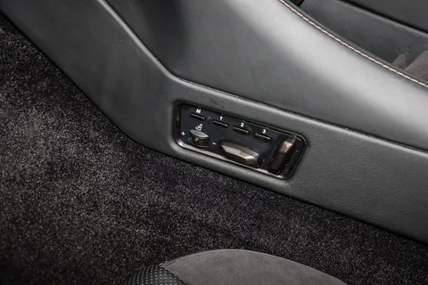 RJB138B Aston Martin Vanquish V12 [595] S 2+2 2dr Touchtronic Auto Thumbnail #26