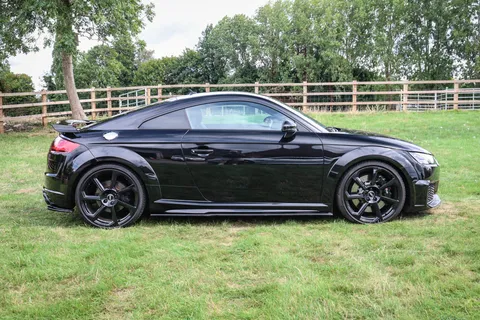 YG70YCD Audi TT TT RS TFSI Quattro Audi Sport Ed 2dr S Tronic Thumbnail #5