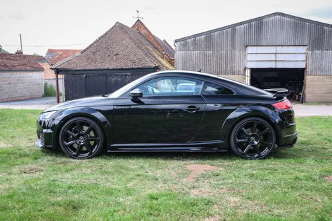 YG70YCD Audi TT TT RS TFSI Quattro Audi Sport Ed 2dr S Tronic Thumbnail #7