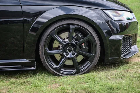 YG70YCD Audi TT TT RS TFSI Quattro Audi Sport Ed 2dr S Tronic Thumbnail #10