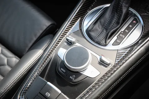 YG70YCD Audi TT TT RS TFSI Quattro Audi Sport Ed 2dr S Tronic Thumbnail #28