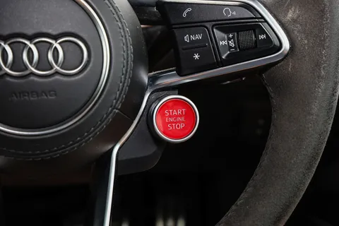 YG70YCD Audi TT TT RS TFSI Quattro Audi Sport Ed 2dr S Tronic Thumbnail #32