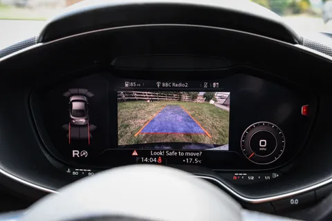 YG70YCD Audi TT TT RS TFSI Quattro Audi Sport Ed 2dr S Tronic Thumbnail #33