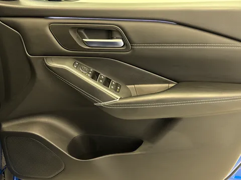 OW24PJO Nissan Qashqai 1.3 DiG-T MH N-Connecta [Glass Roof] 5dr Thumbnail #18