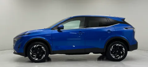 OW24PJO Nissan Qashqai 1.3 DiG-T MH N-Connecta [Glass Roof] 5dr Thumbnail #8