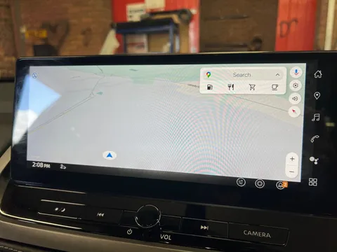OW24EZV Nissan Qashqai 1.3 DiG-T MH N-Connecta [Glass Roof] 5dr Thumbnail #15
