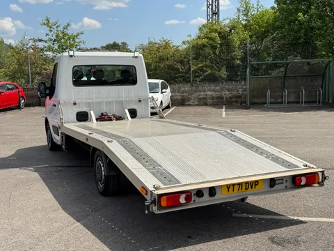 YT71DVP Renault Master LL35dCi Recovery Truck Thumbnail #18