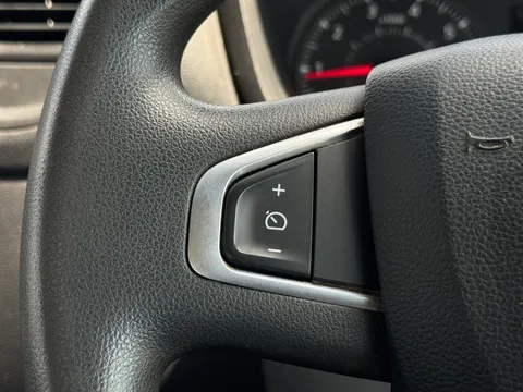 YT71DVP Renault Master LL35dCi Recovery Truck Thumbnail #19