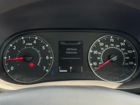 YT71DVP Renault Master LL35dCi Recovery Truck Thumbnail #21