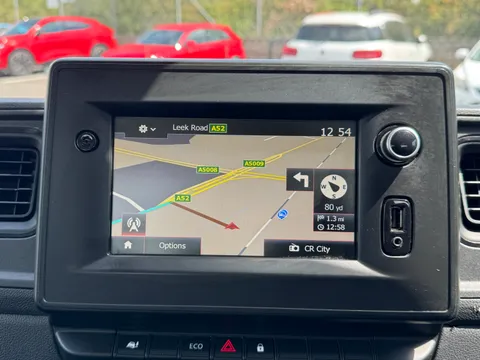 YT71DVP Renault Master LL35dCi Recovery Truck Thumbnail #5