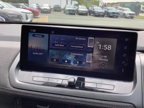 DX74YTV Nissan Qashqai 1.5 E-Power Acenta Premium 5dr Auto Thumbnail #21