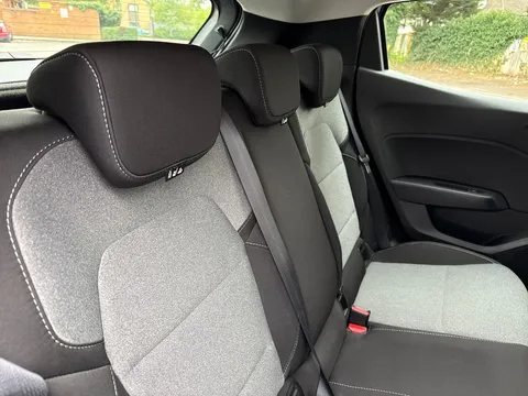 BG24HRK Renault Clio 1.0 TCe 90 Evolution 5dr Thumbnail #11