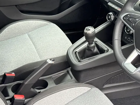 BG24HRK Renault Clio 1.0 TCe 90 Evolution 5dr Thumbnail #14