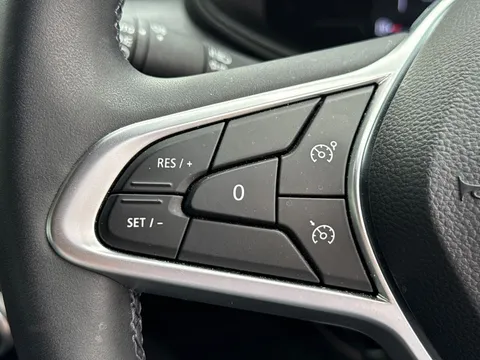 BG24HRK Renault Clio 1.0 TCe 90 Evolution 5dr Thumbnail #29