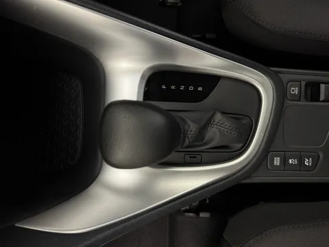 LB25KKN Mazda 2 Hybrid 1.5i Hybrid Centre Line 5dr CVT Thumbnail #14